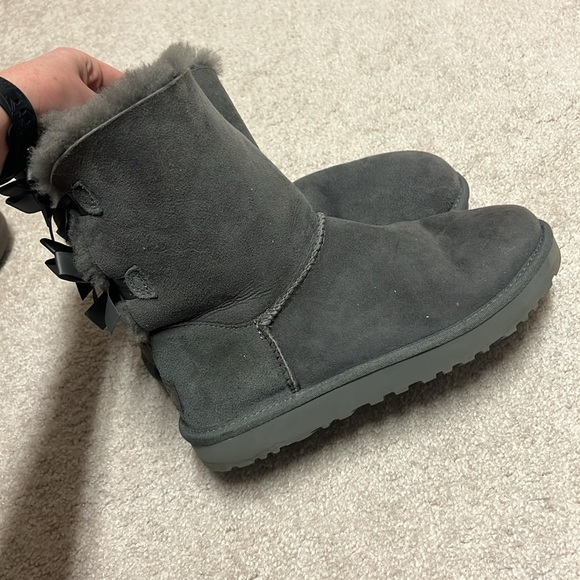 Ugg Gray Bailey Bow Boots - Picture 4 of 7